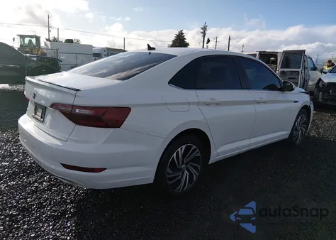 2021 Volkswagen Jetta 1.4T Sel z USA, uszkodzony, nr VIN 3VWE57BU7MM100869